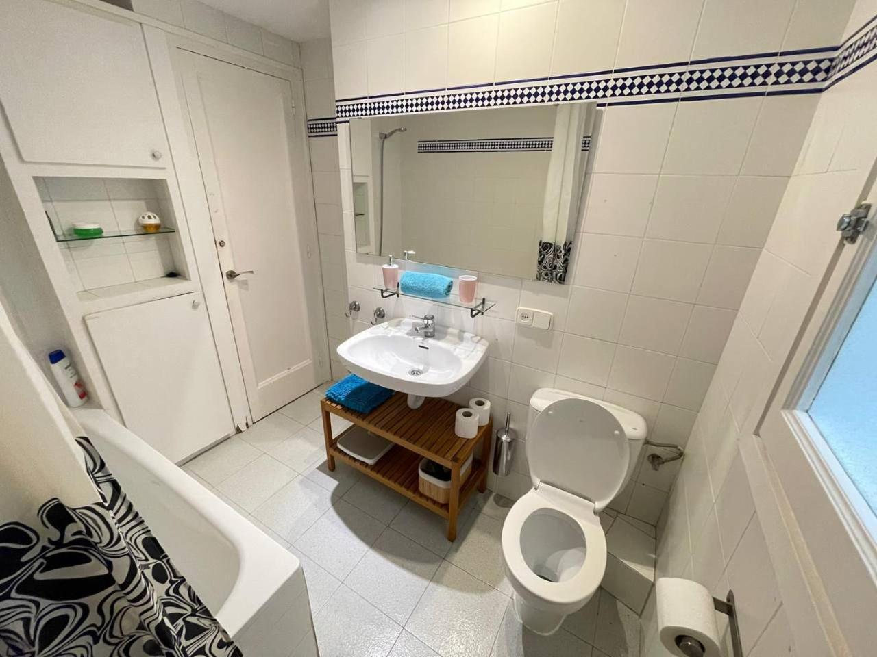 Rooms Villaroel Barcelone Extérieur photo